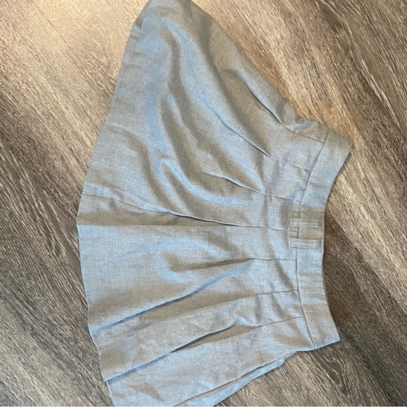 Pleated A line skirt - Picture 4 of 4